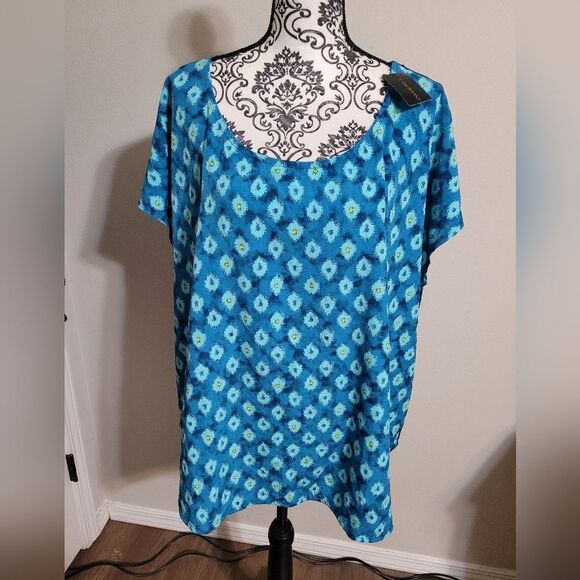 NWT‎ Lane Bryant diamond design short sleeve shirt - Picture 1 of 5